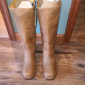 Frye size 9.5 Campus 14L boots brown
